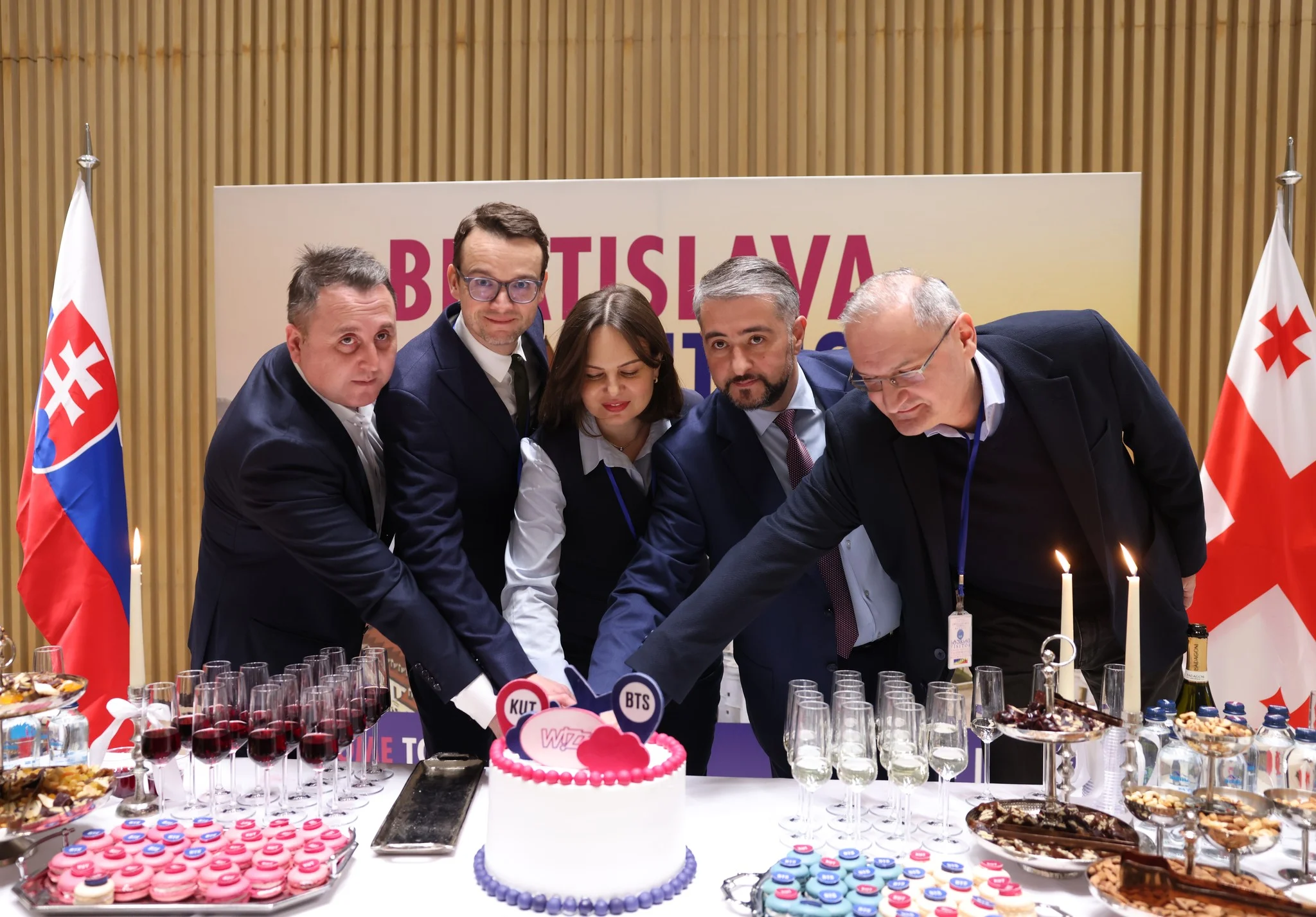 ბრატისლავასა და ქუთაისს შორის ავიამიმოსვლები დაიწყო